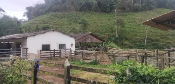 Fazenda / Sítio / Chácara com 3 Quartos à venda, 2420000m² no , Piraí