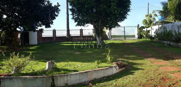 Casa com 2 Quartos para alugar, 1600m² no , Sertanópolis