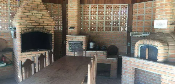 Fazenda / Sítio / Chácara com 3 Quartos para venda ou aluguel, 750m² no Jardim Sao Carlos, Salto de Pirapora