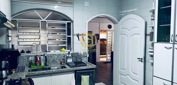 Fazenda / Sítio / Chácara com 3 Quartos para alugar, 500m² no Condomínio Lagoinha, Jacareí
