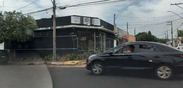 Loja / Salão / Ponto Comercial à venda, 110m² no Centro, Araraquara