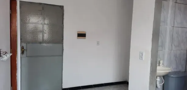 Kitnet com 1 Quarto para alugar, 29m² no Armando Mendes, Manaus
