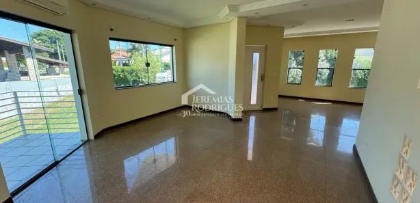 Casa de Condomínio com 5 Quartos para alugar, 435m² no Nossa Senhora do Perpétuo Socorro, Pindamonhangaba