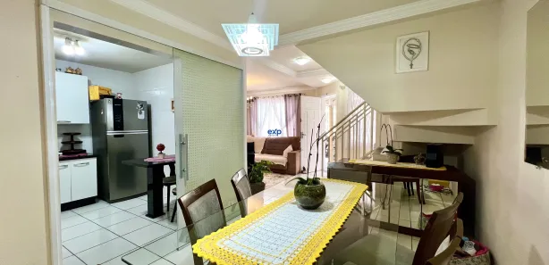 Sobrado com 3 Quartos à venda, 84m² no Vila Juliana, Piraquara