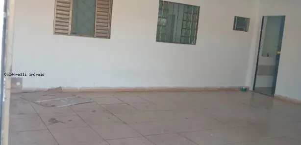 Casa com 2 Quartos para alugar, 80m² no Jardim Tropical, Londrina