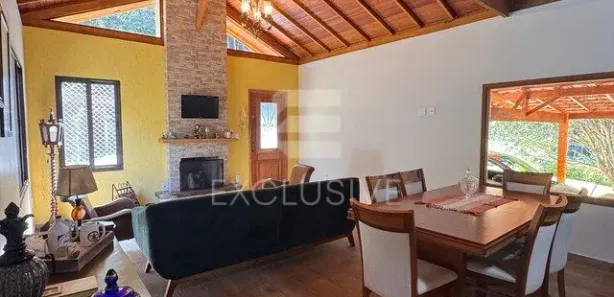 Fazenda / Sítio / Chácara com 2 Quartos à venda, 110m² no Amparo, Nova Friburgo