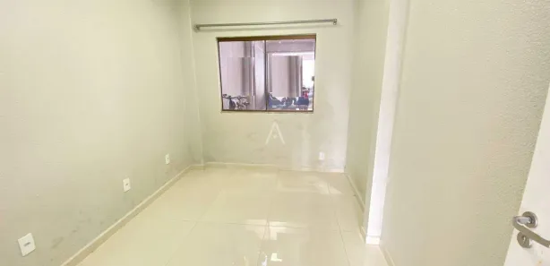 Conjunto Comercial / Sala à venda, 35m² no Coqueiral, Cascavel