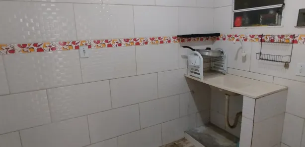 Casa com 1 Quarto para alugar, 40m² no BNH, Mesquita