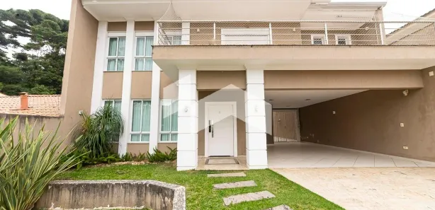 Casa com 3 Quartos para alugar, 400m² no Abranches, Curitiba