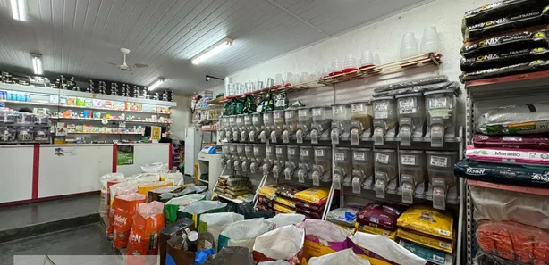 Loja / Salão / Ponto Comercial à venda, 100m² no Centro, Paty do Alferes