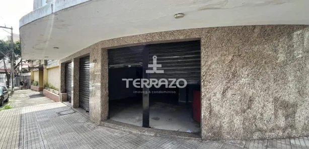 Loja / Salão / Ponto Comercial à venda, 196m² no São João, Volta Redonda