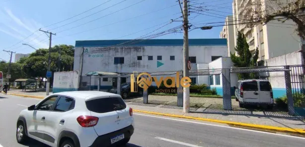 Prédio Inteiro à venda, 1100m² no Jardim Liberdade, Jacareí