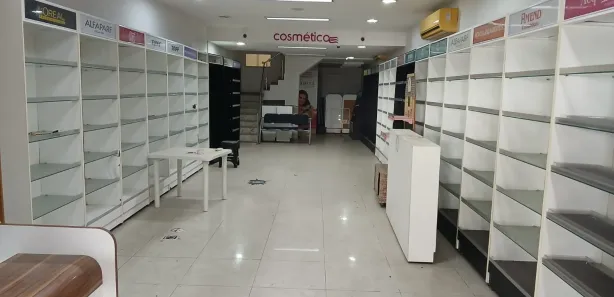 Prédio Inteiro para alugar, 300m² no Centro, Niterói