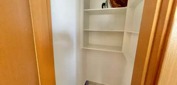 Apartamento com 3 Quartos para alugar, 114m² no Vila Edmundo, Taubaté