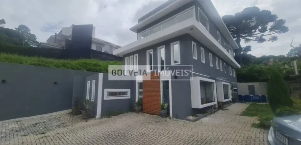 Casa com 3 Quartos para alugar, 300m² no Cascatinha, Curitiba