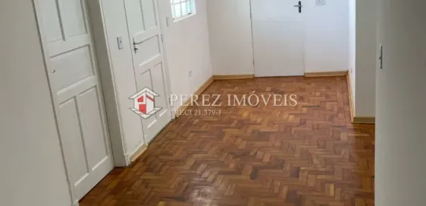 Casa Comercial para alugar, 60m² no Centro, Poá