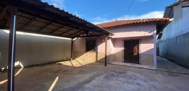Casa com 2 Quartos para alugar, 300m² no Livramento, Santarém