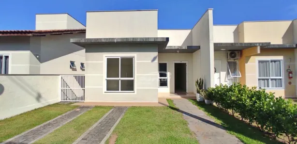 Casa de Condomínio com 3 Quartos à venda, 78m² no Itacolomi, Balneário Piçarras