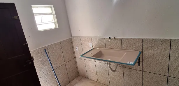 Casa com 1 Quarto para alugar, 45m² no Centro, Belford Roxo