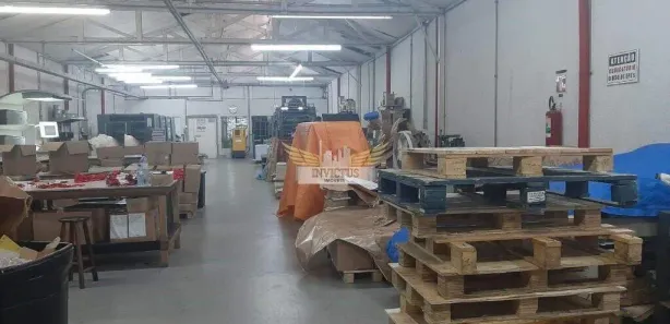 Galpão / Depósito / Armazém à venda, 671m² no Jardim, Santo André