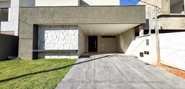 Casa de Condomínio com 3 Quartos à venda, 147m² no Jardins Capri, Senador Canedo