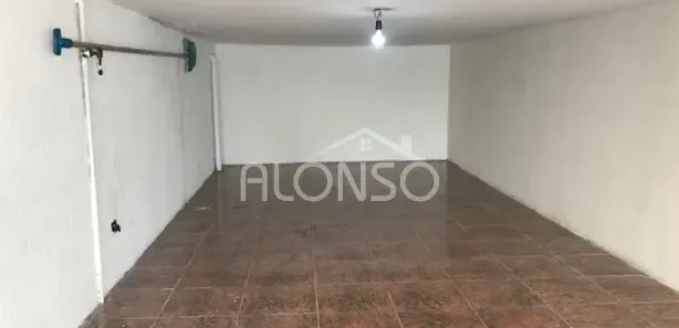 Prédio Inteiro com 8 Quartos para alugar, 1250m² no Granja Viana, Cotia
