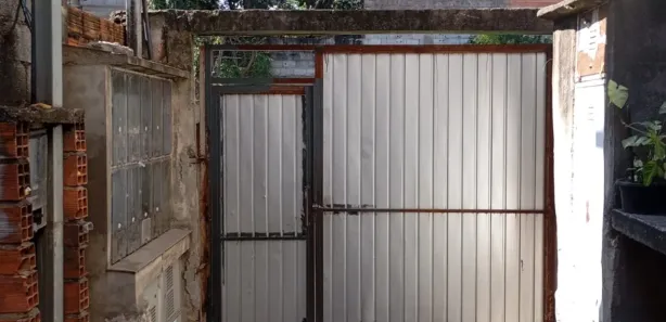 Casa com 2 Quartos à venda, 60m² no Jardim Iracema, Taboão da Serra