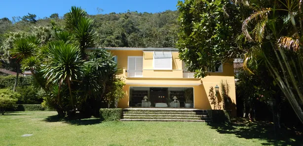Casa Comercial com 5 Quartos para alugar, 467m² no Quitandinha, Petrópolis