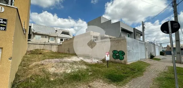 Terreno / Lote / Condomínio à venda, 140m² no Novo Mundo, Curitiba