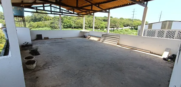 Galpão / Depósito / Armazém à venda, 400m² no Vila Sul Americana, Carapicuíba
