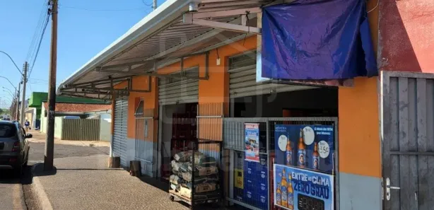 Loja / Salão / Ponto Comercial à venda, 124m² no Chácara Braz Miraglia, Jaú