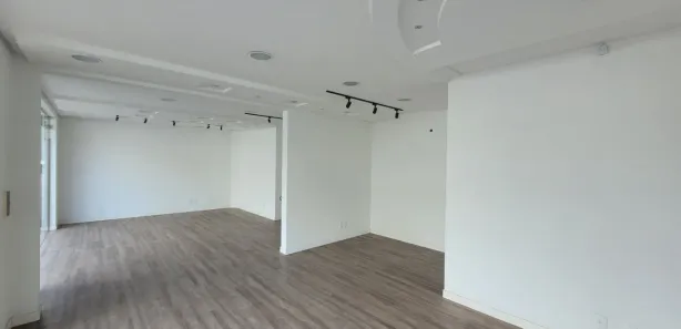 Conjunto Comercial / Sala para alugar, 80m² no Barra do Rio Cerro, Jaraguá do Sul
