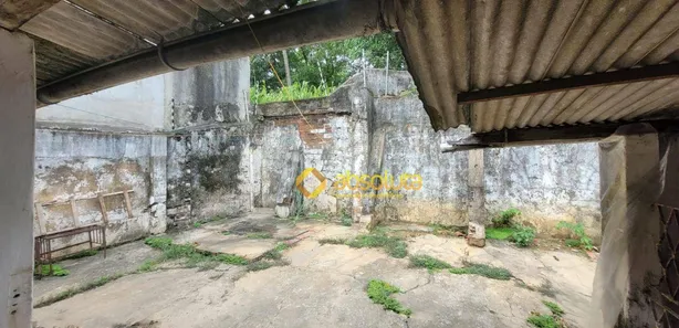 Casa Comercial à venda, 161m² no Vila Torres Galvão, Paulista