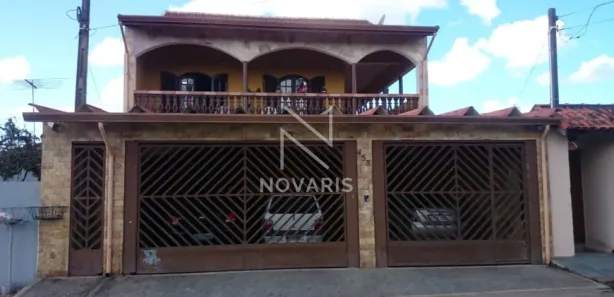 Sobrado com 6 Quartos à venda, 500m² no Centro, Embu-Guaçu