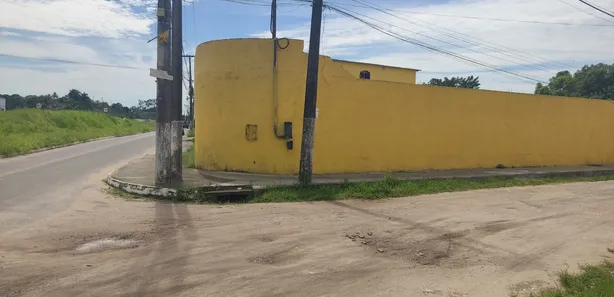 Loja / Salão / Ponto Comercial para alugar, 873m² no Várzea Alegre, Guapimirim