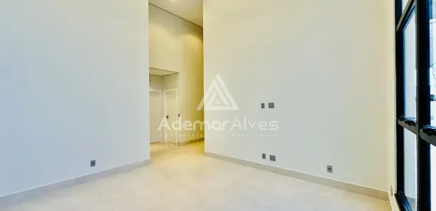 Casa de Condomínio com 4 Quartos à venda, 229m² no Alto da Boa Vista, Brasília