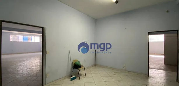 Prédio Inteiro para alugar, 1200m² no Vila Jovina, Cotia