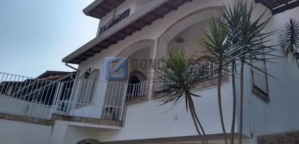 Sobrado com 4 Quartos à venda, 350m² no Centro, Ribeirão Pires