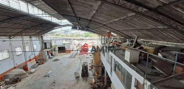 Galpão / Depósito / Armazém à venda, 1600m² no Ilha da Conceição, Niterói
