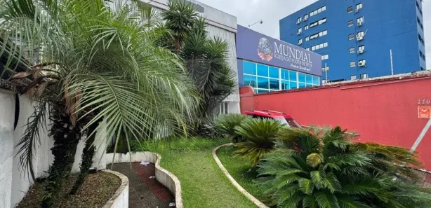 Prédio Inteiro para alugar, 574m² no Vila Bocaina, Mauá