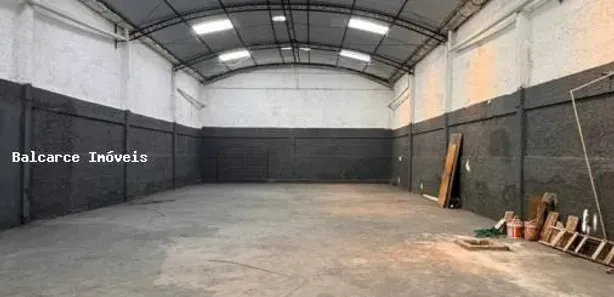 Galpão / Depósito / Armazém para alugar, 360m² no Boa Vista, São Gonçalo