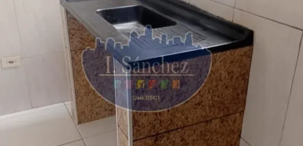 Casa com 2 Quartos para alugar, 70m² no Vila Virgínia, Itaquaquecetuba