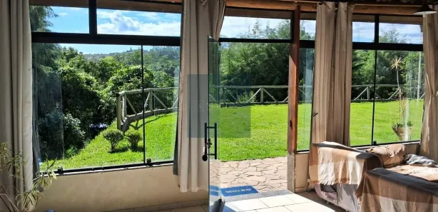 Fazenda / Sítio / Chácara com 4 Quartos à venda, 3100m² no Campo Largo, Jarinu
