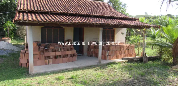 Casa com 2 Quartos à venda, 300m² no Papucaia, Cachoeiras de Macacu