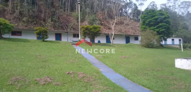 Fazenda / Sítio / Chácara com 13 Quartos à venda, 1500m² no Triângulo Azul, São Lourenço da Serra