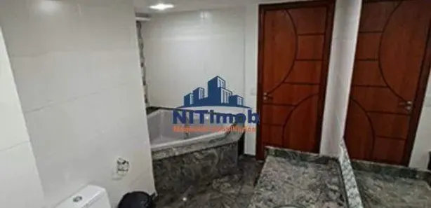 Prédio Inteiro com 12 Quartos para alugar, 500m² no Icaraí, Niterói