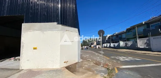 Galpão / Depósito / Armazém para alugar, 250m² no Colônia Dona Luíza, Ponta Grossa