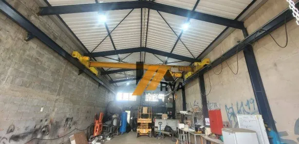 Galpão / Depósito / Armazém para venda ou aluguel, 120m² no Laranjeiras, Caieiras