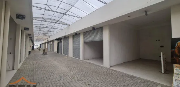 Conjunto Comercial / Sala para alugar, 20m² no Lídia Duarte, Camboriú