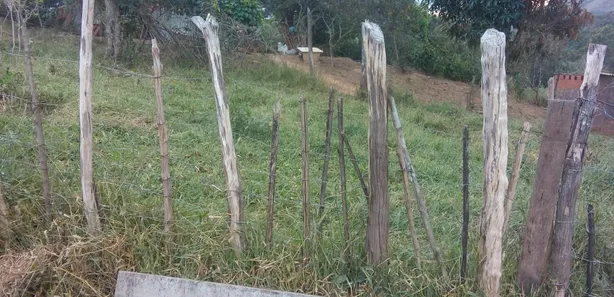 Terreno / Lote / Condomínio à venda, 300000m² no Vila Valeria, Raposos